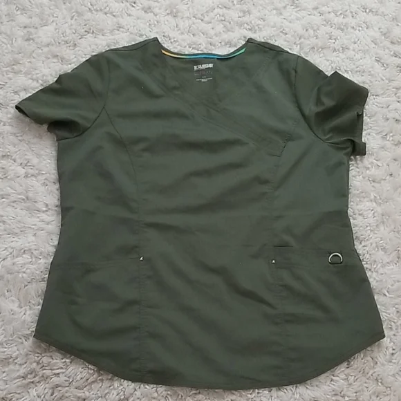 SCRUBSTAR SCRUB TOP - Picture 2 of 3